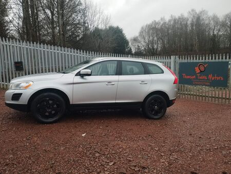 VOLVO XC60 2.4 D5 SE Lux Geartronic AWD Euro 5 5dr