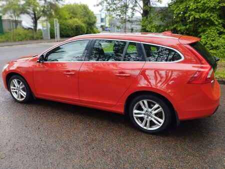 VOLVO V60 2.0 D3 SE Lux Euro 5 (s/s) 5dr