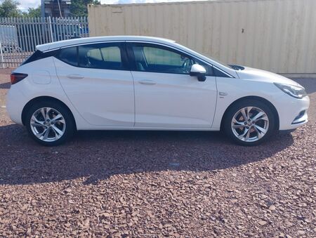 VAUXHALL ASTRA 1.4i SRi Euro 6 5dr